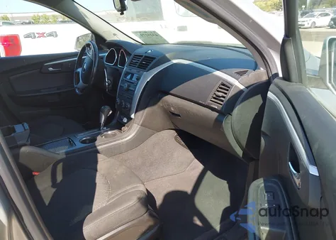 2010 Chevrolet Traverse Lt z USA, uszkodzony, nr VIN 1GNLRFED5AJ219878